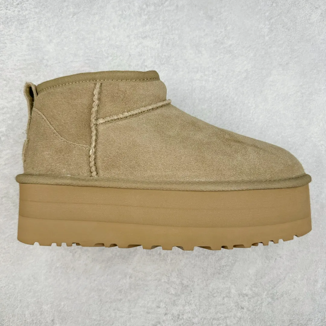 Pick up locally💰520 UGG 5092 Zhou Dongyu Mini thick-soled autumn and winter sheep fur integrated snow boots. All shoes are made from the same factory as ZP. Longfeng A-grade Australian imported sheep fur integrated women's boots. Brand OEM production line. Fully follow the ZP process. OEM original pattern maker. Adhering to the principle of no original shoes and no development selection. Pay attention to every detail. The most authentic version on the market. TREADLITE "Light Wing" technology outsole. Lightweight/durable/flexible/pile size: 35 36 37 38 39 40 Coding: by2936090